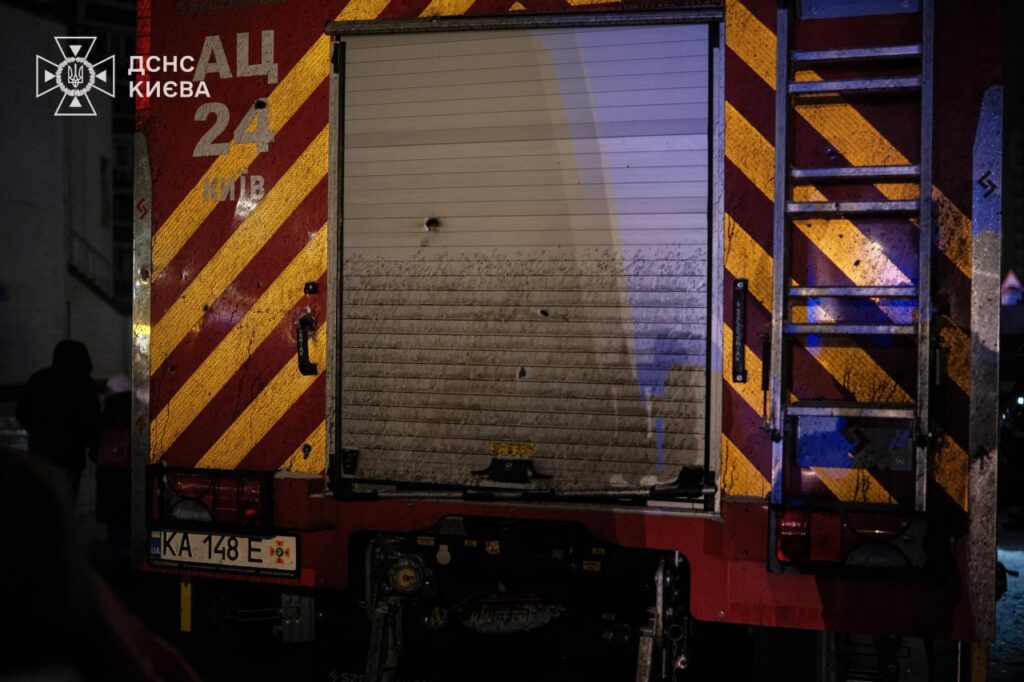 Під час атаки на столицю загинуло четверо людей: під час повторної атаки загинув медик (відео)