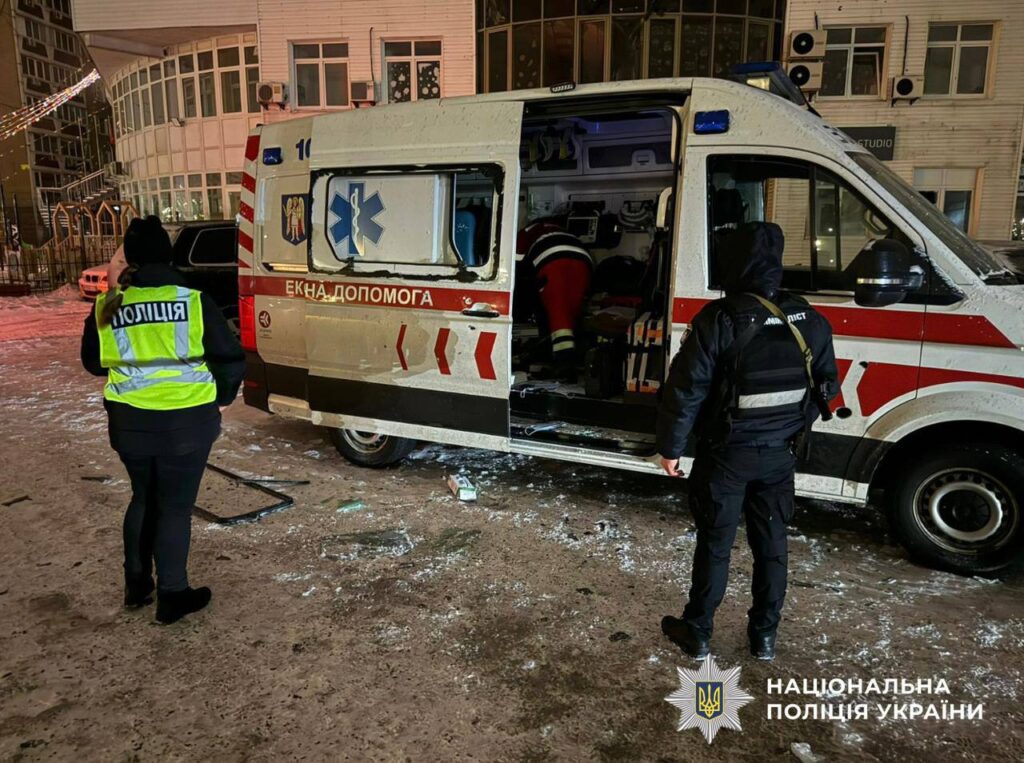 Під час атаки на столицю загинуло четверо людей: під час повторної атаки загинув медик (відео)