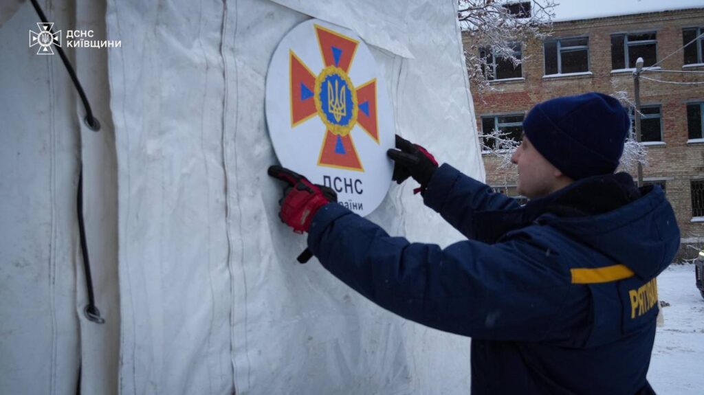 У Києві 6000 людей отримали допомогу: Пункти незламності працюють п'яту добу