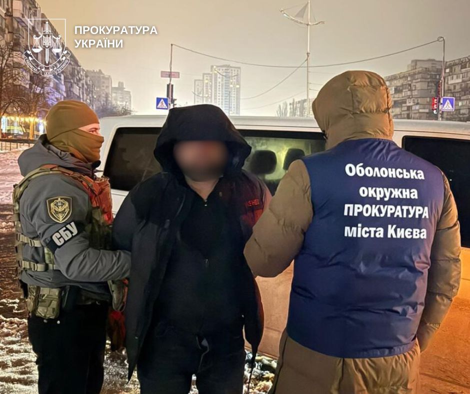 За $10 000 до Румунії: у Києві затримали організатора втечі призовників