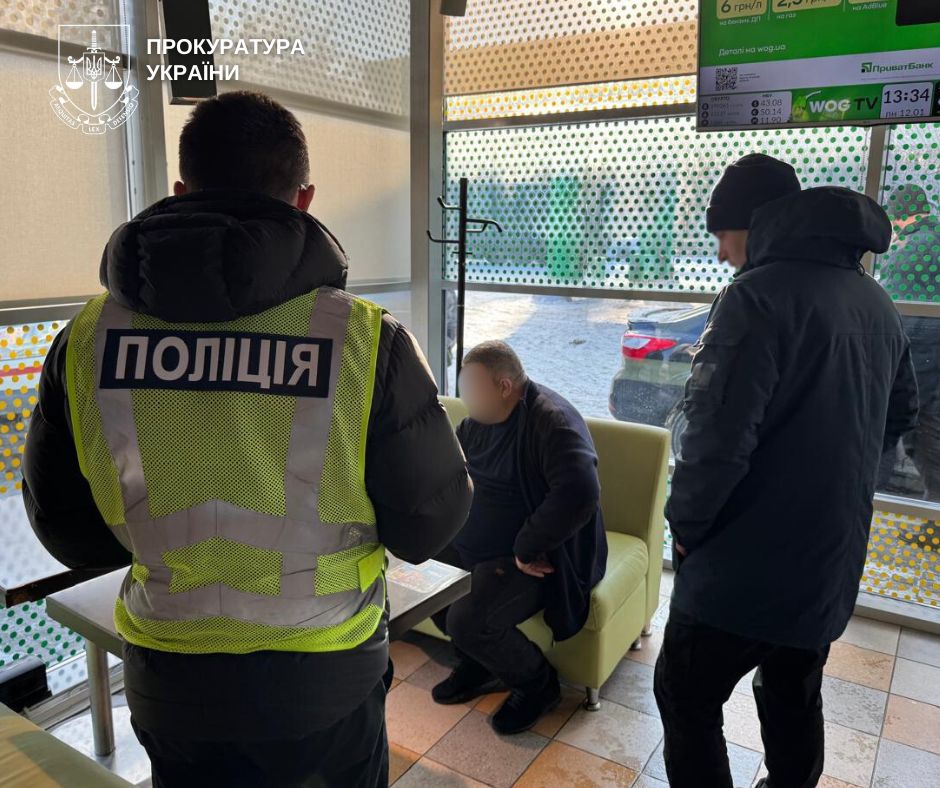 Одесит у Києві пропонував військовим медичні довідки за $5000