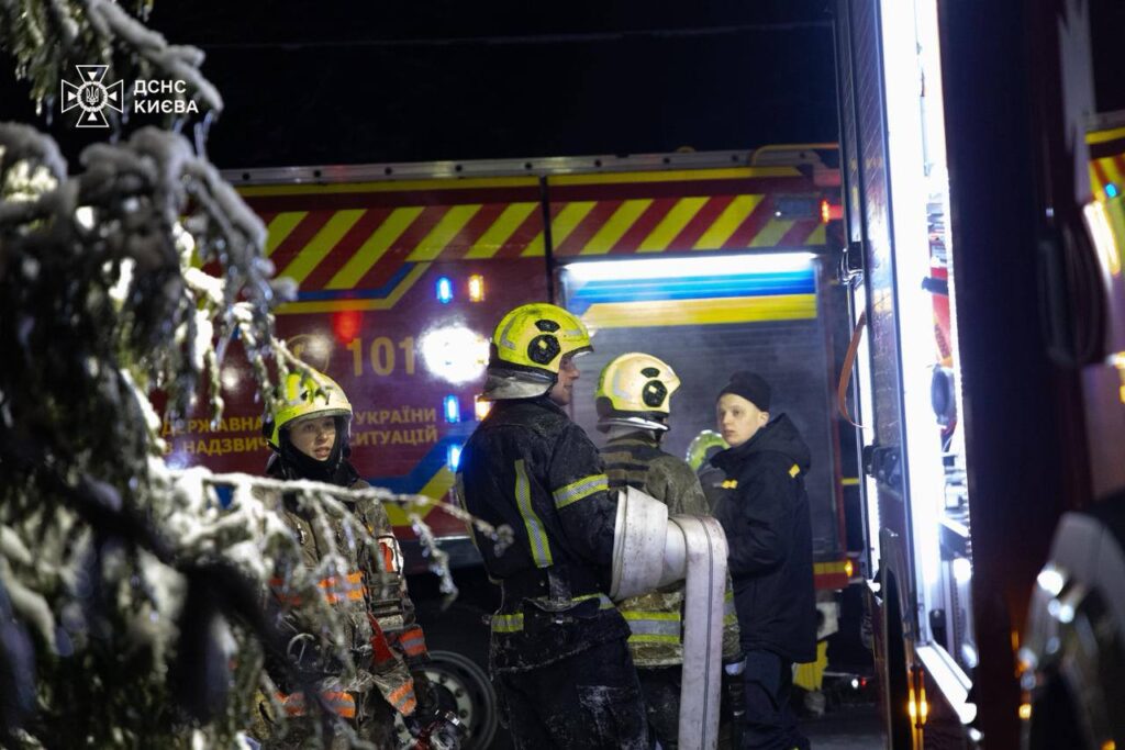 На Лісозахисній загорівся ресторан: вогнеборці ліквідували загоряння за майже три години