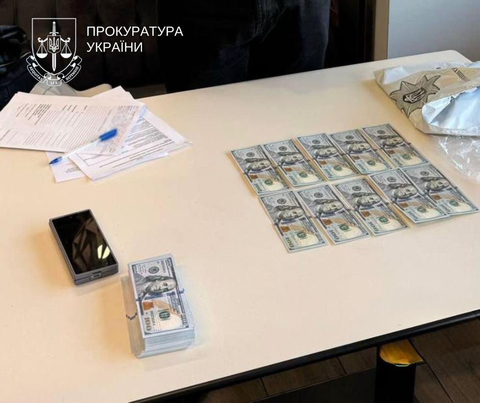 У Києві судитимуть адвоката, який обіцяв клієнту за $25 000 «вирішити питання» з ТЦК