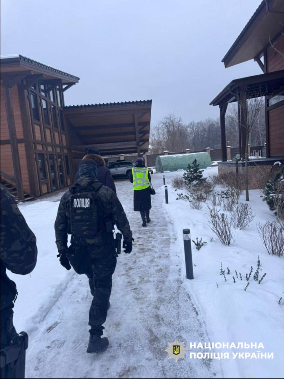 Екснардепу загрожує в'язниця за будинок у захисній смузі Дніпра