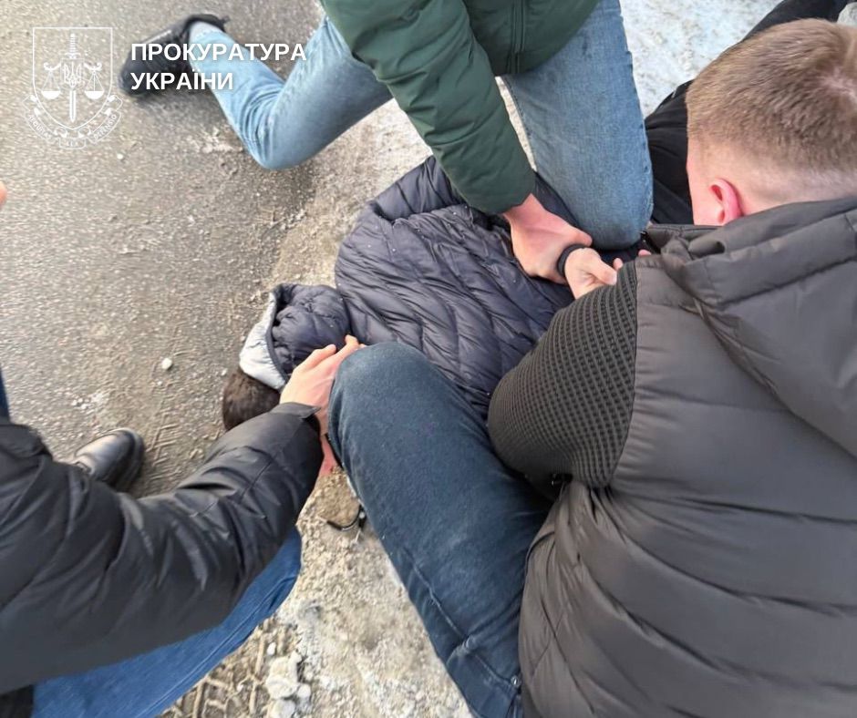 Шахрай ошукав 7 людей через OLX, на 800 тисяч гривень