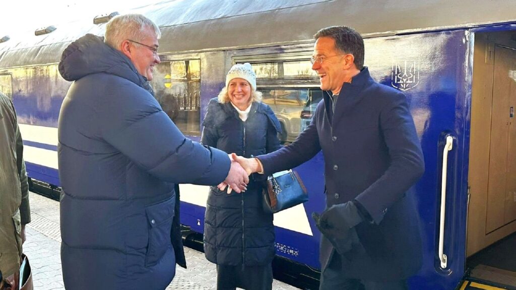 Генсекретар НАТО Марк Рютте на залізничному вокзалі Львова, 3 лютого 2025 року.