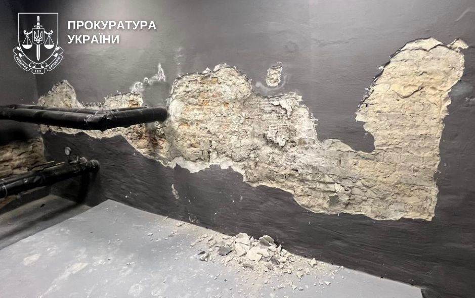 На реставрації Флорівського монастиря розтратили 666 тис грн — підозра посадовцю КМДА
