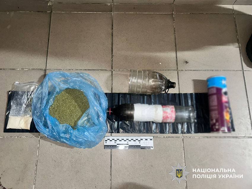 У Києві до суду відправили 10 наркоторговців