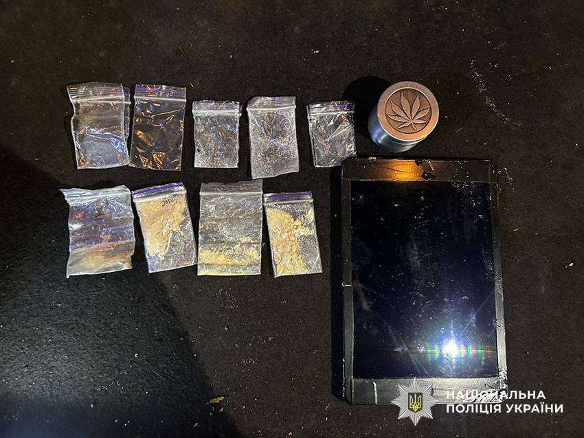 У Києві до суду відправили 10 наркоторговців