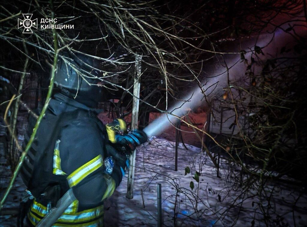 У Бобриці жінка загинула в нічній пожежі