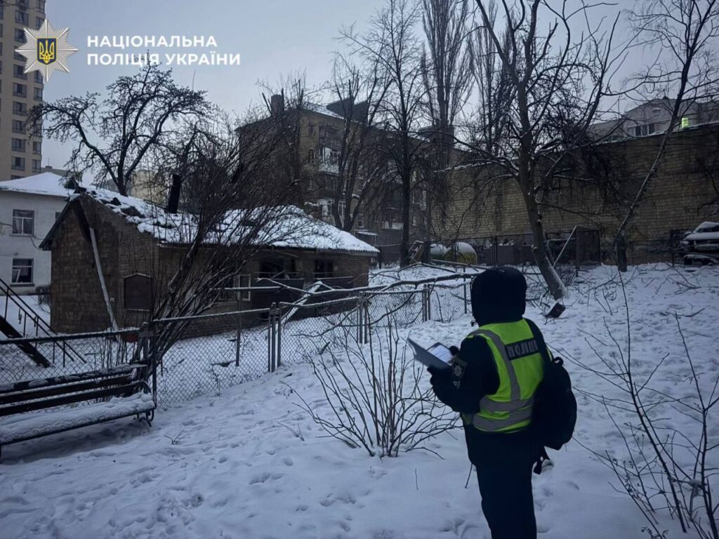 Атака БпЛА на Київ: дві постраждалі, пожежі в 4 районах