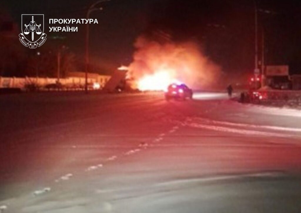 Дві літні жінки поранені: у 4 районах столиці пошкоджено 11 будинків і дитсадок