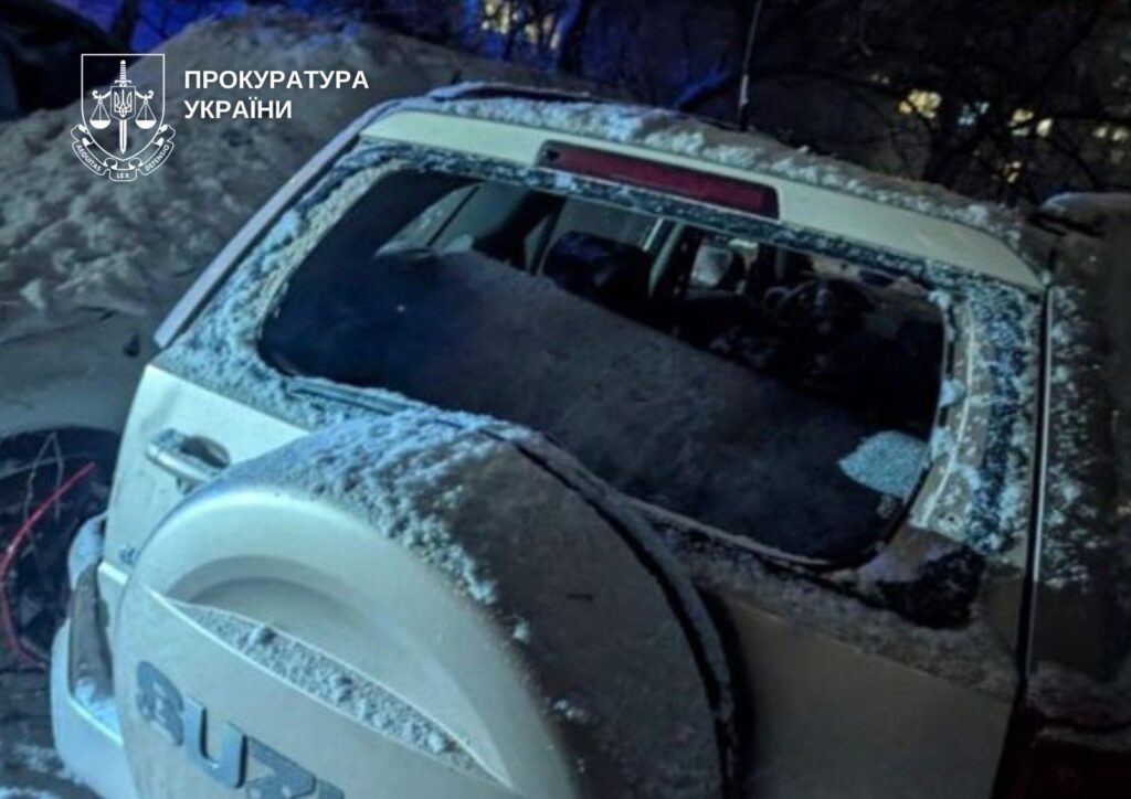 Дві літні жінки поранені: у 4 районах столиці пошкоджено 11 будинків і дитсадок