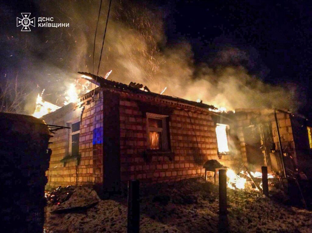 На Київщині за добу 4 людини загинули через пожежі На Київщині за добу 4 людини загинули через пожежі