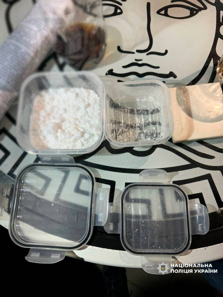 На Солом'янці затримали наркодилера з непогашеною судимістю