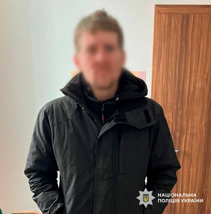 У Києві судитимуть чоловіка, який витратив 20 тисяч з картки військового