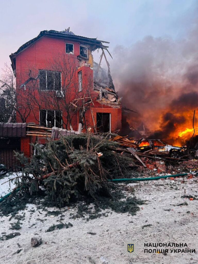 Атака на Київщину: загиблий і 15 постраждалих, четверо — діти