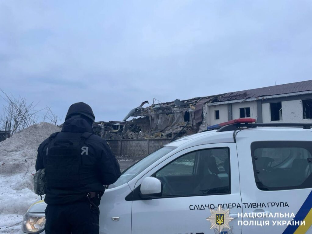 Атака на Київщину: пошкоджено 8 будинків у чотирьох районах Атака на Київщину: пошкоджено 8 будинків у чотирьох районах