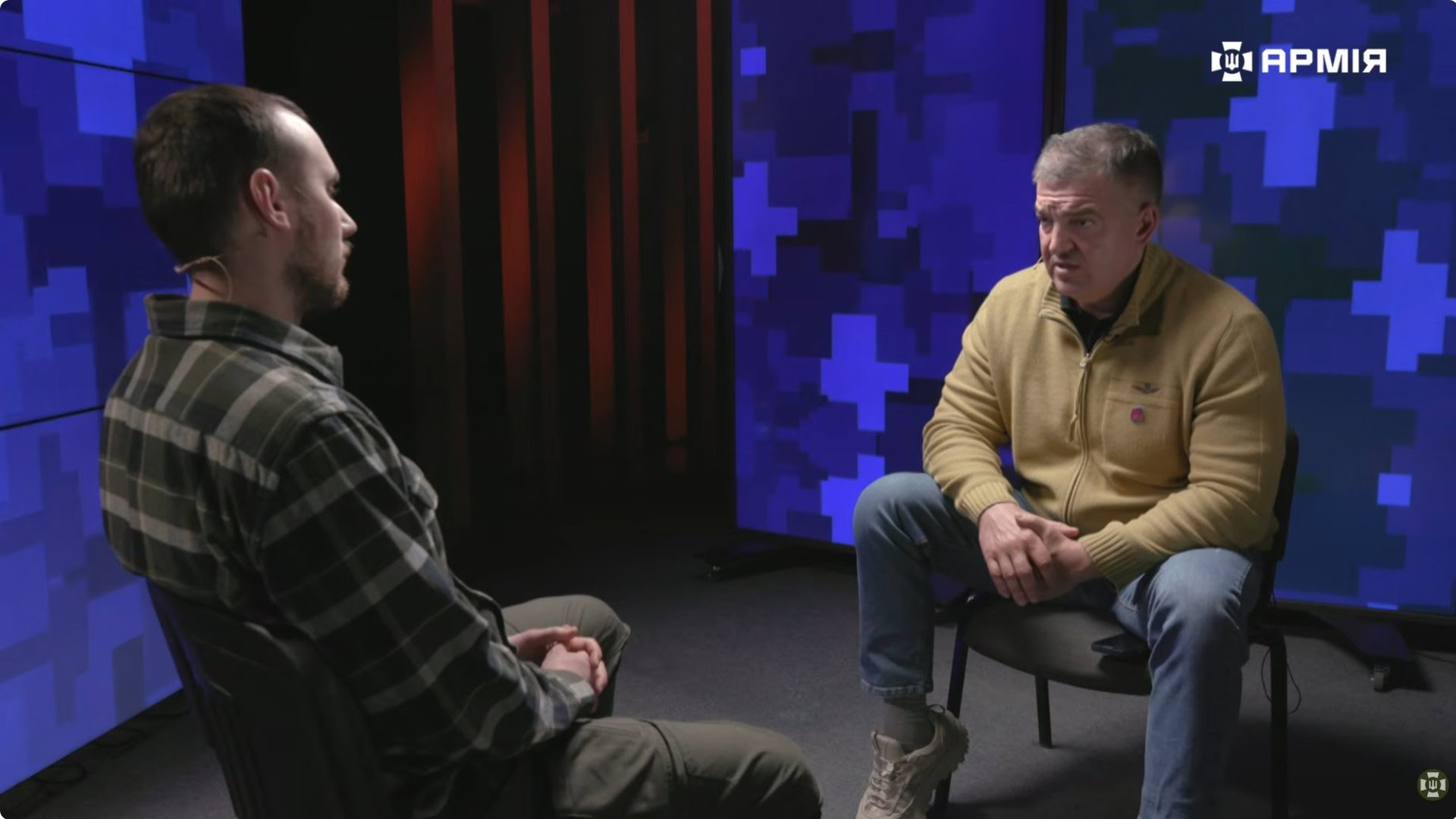 Де киянам отримати допомогу після атаки 9 січня: у Дарницькому та Дніпровському районах працюють штаби для допомоги постраждалим Головний конструктор Fire Point Денис Штілєрман розповідає про ракети ФП-7 та ФП-9 в студії телеканалу «Армія»