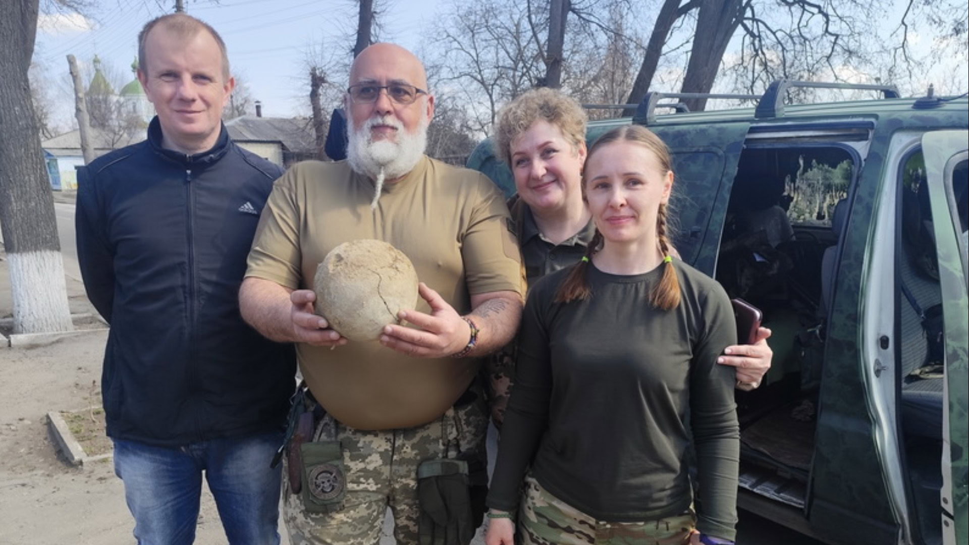 Епіфіз стегнової кістки мамонта, знайдений бійцями ДФТГ-2 під Переяславом на Київщині