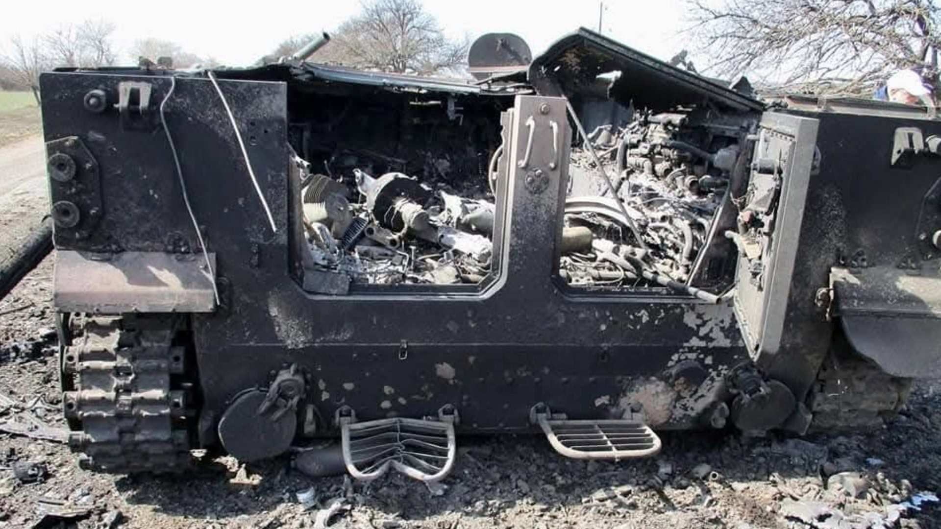 Українські військові під час звільнення населених пунктів Київщини від російських окупантів у березні 2022 року