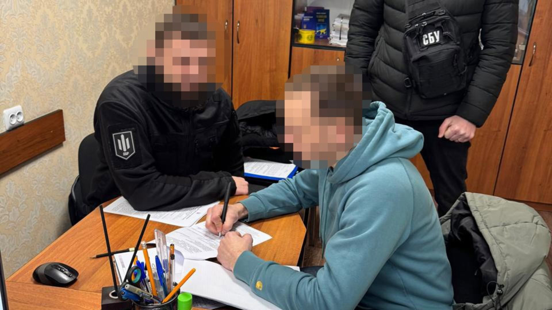 Співробітники ДБР та СБУ у справі про продаж техніки Повітряних сил командиром взводу ЗСУ на Київщині