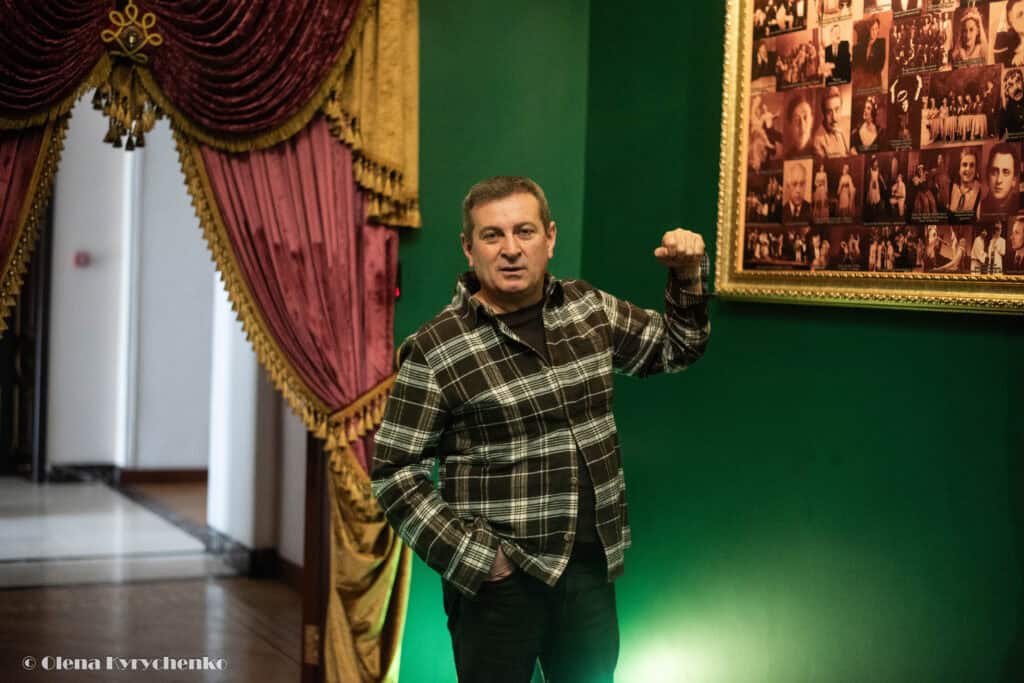 Богдан Струтинський. Театр як відповідь на час Богдан Струтинський. Театр як відповідь на час