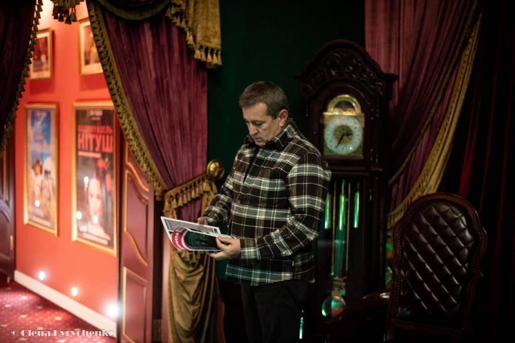 Богдан Струтинський. Театр як відповідь на час Богдан Струтинський. Театр як відповідь на час
