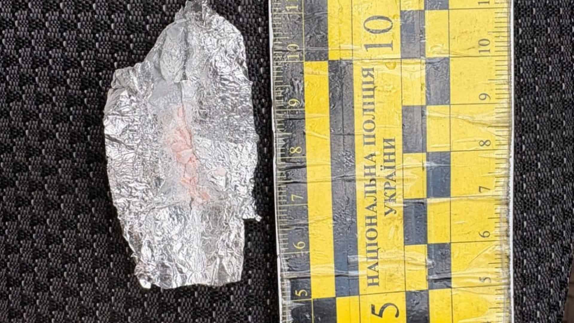 Поліція виявила наркотики у двох киян: Поділ і Голосіїв