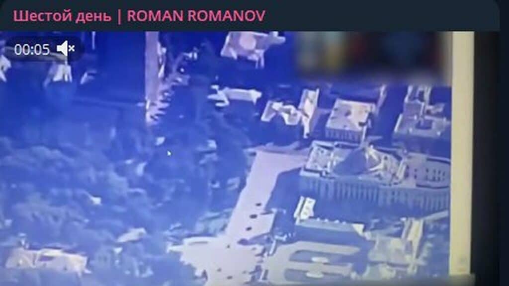 Скріншот Telegram-каналу Шестой день Roman Romanov з відео розвідувального дрона Гербера над будівлею Верховної Ради України у Києві, 8 травня 2026 року