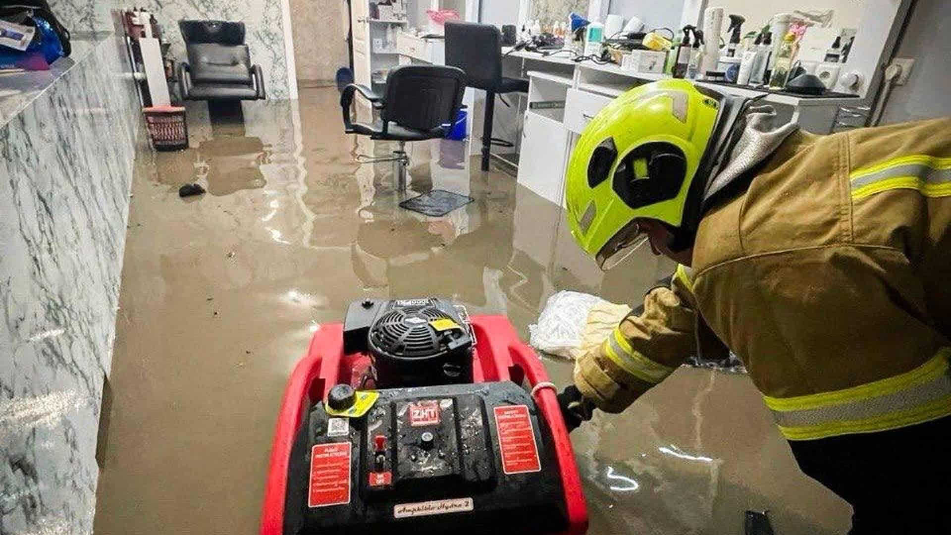 ДТП під Ходосівкою: п'яний водій Nissan вбив пасажира Рятувальники ДСНС відкачують воду з підтоплених підвалів в Обухові та Тарасівці після зливи на Київщині