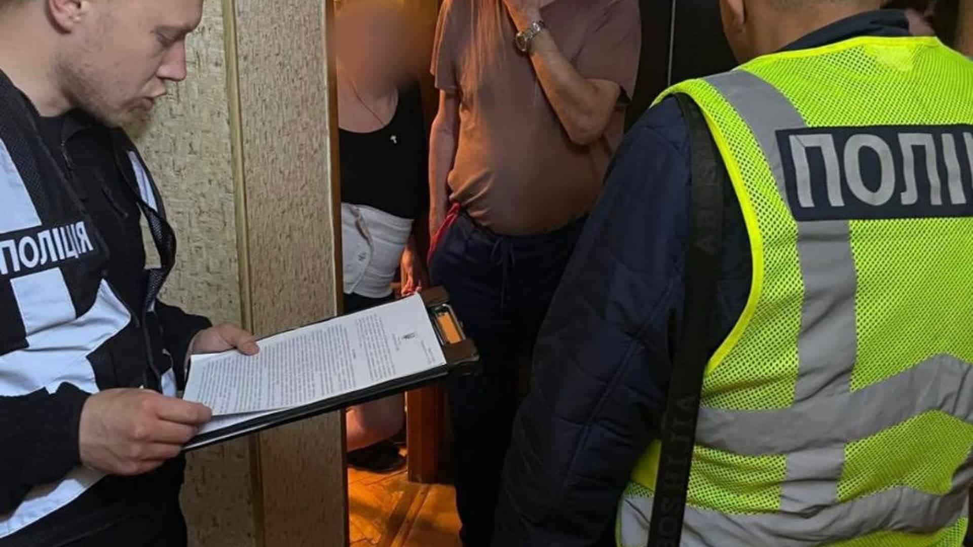 Поліція Київщини викрила групу з виготовлення амфетаміну: 7 підозрюваних