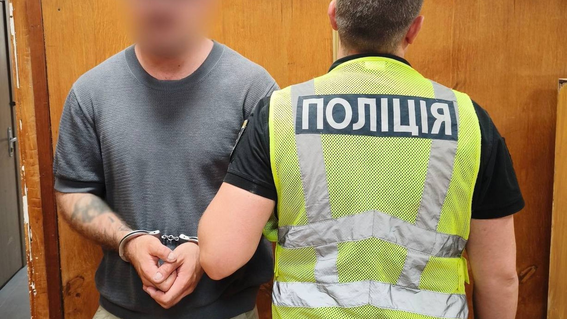 Набережне шосе в Києві — місце, де двоє підозрюваних побили 45-річного чоловіка до смерті під час конфлікту вночі