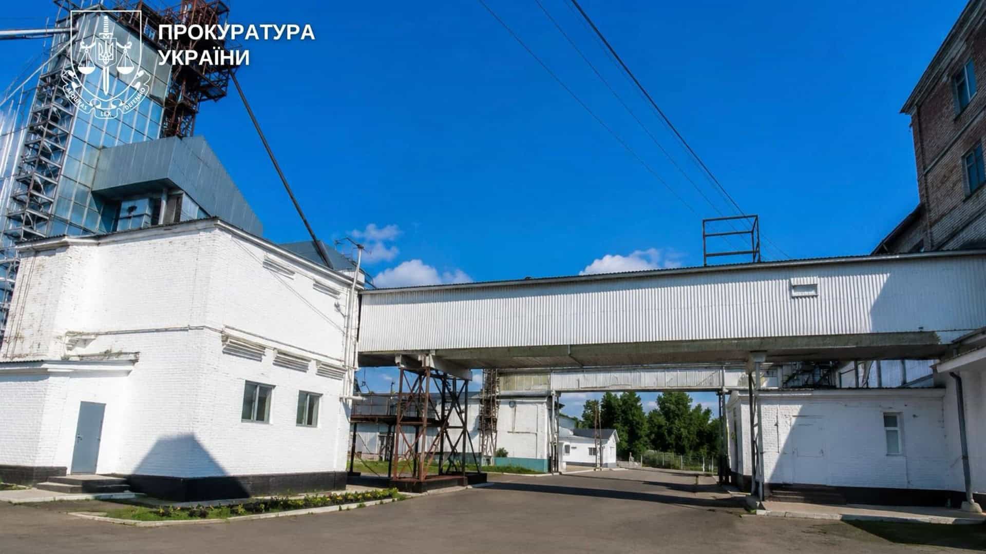 У Білій Церкві загинув 62-річний мотоцикліст після зіткнення з позашляховиком Будівлі майнового комплексу Хлібної бази №87 з 33 споруд площею 26 000 кв. м повернуті державі за рішенням суду