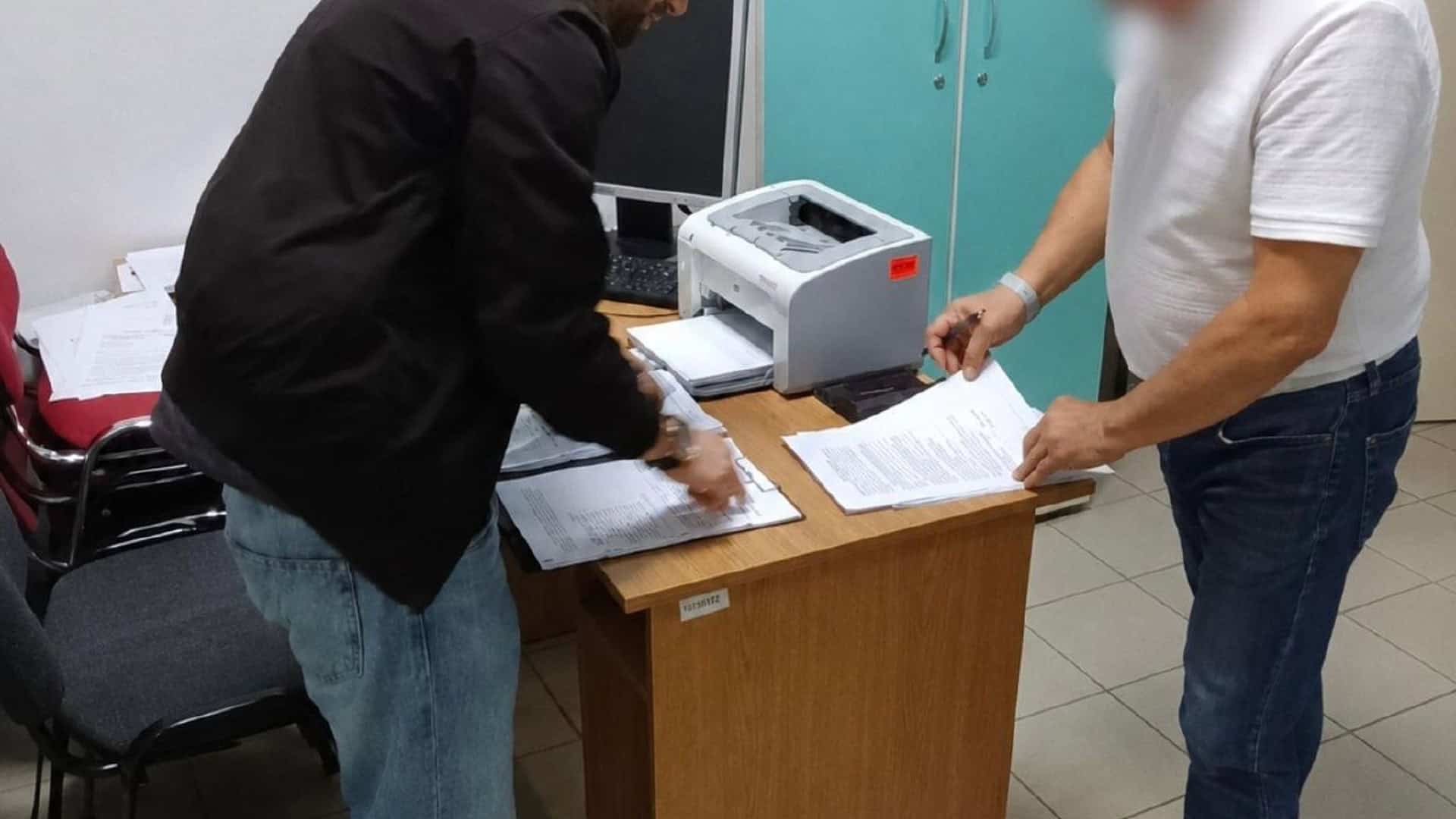 ОГП повідомило підозру 7 особам у розкраданні 27 млн грн для Київщини Будівля Українського інституту інтелектуальної власності у Києві, де керівника підозрюють у незаконних преміях на 19 млн грн
