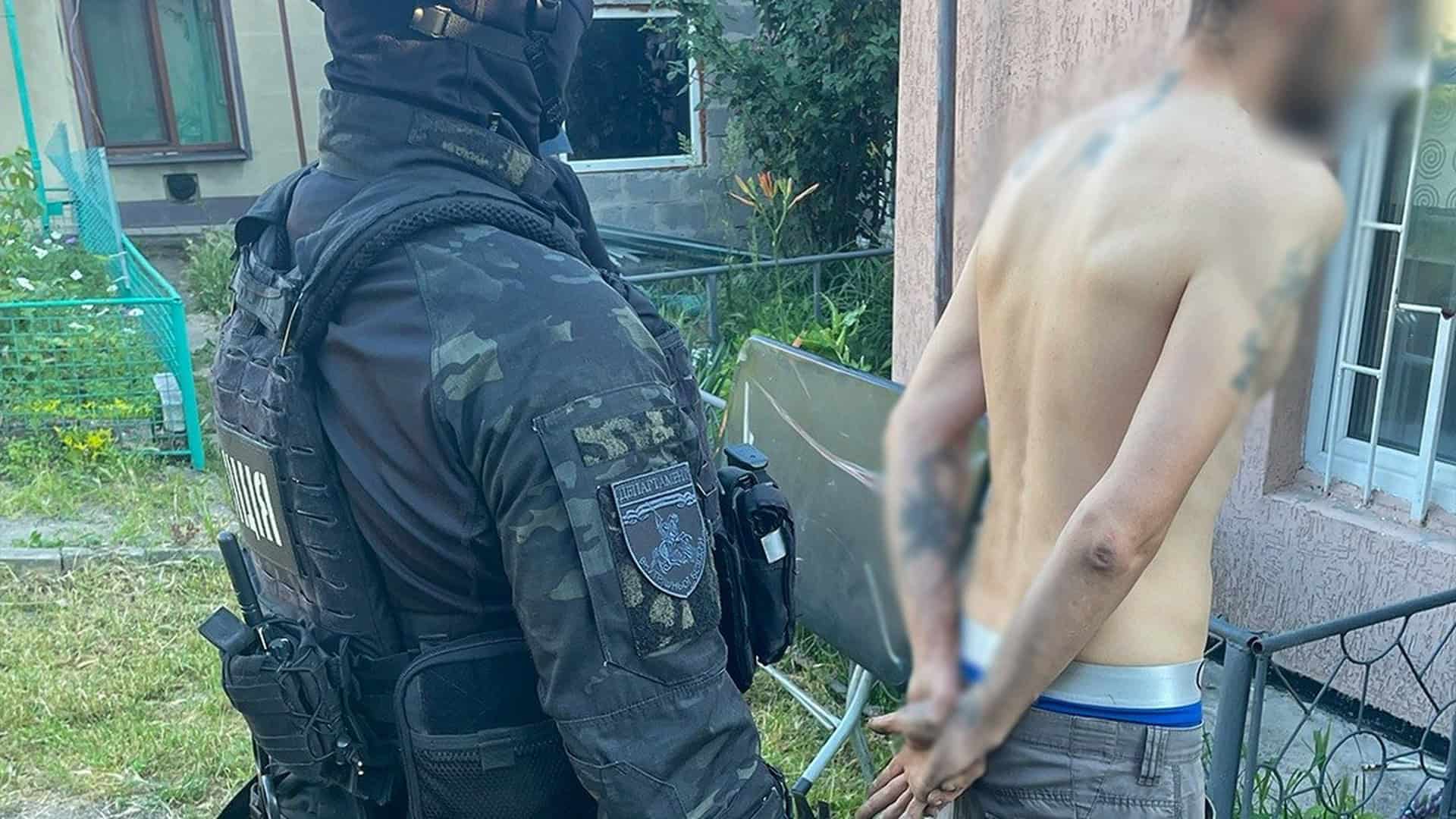 Програма «70/30»: 45 сонячних електростанцій в ОСББ Києва Поліцейські під час обшуку вилучили 30 кг і 200 літрів наркотиків у наркосиндикаті, що діяв у 5 областях України