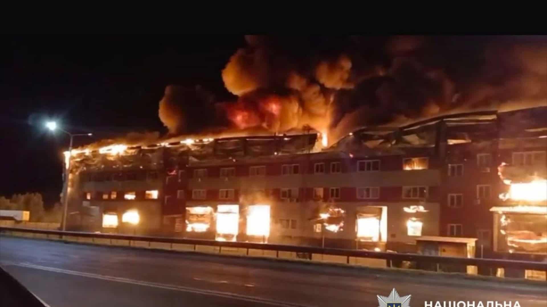 31 постраждалий у лікарнях після атаки 2 червня, обидві дитини стабільні Наслідки ворожого удару по Бучанському району Київщини: пошкоджено сім складів, двоє постраждалих, одного госпіталізовано