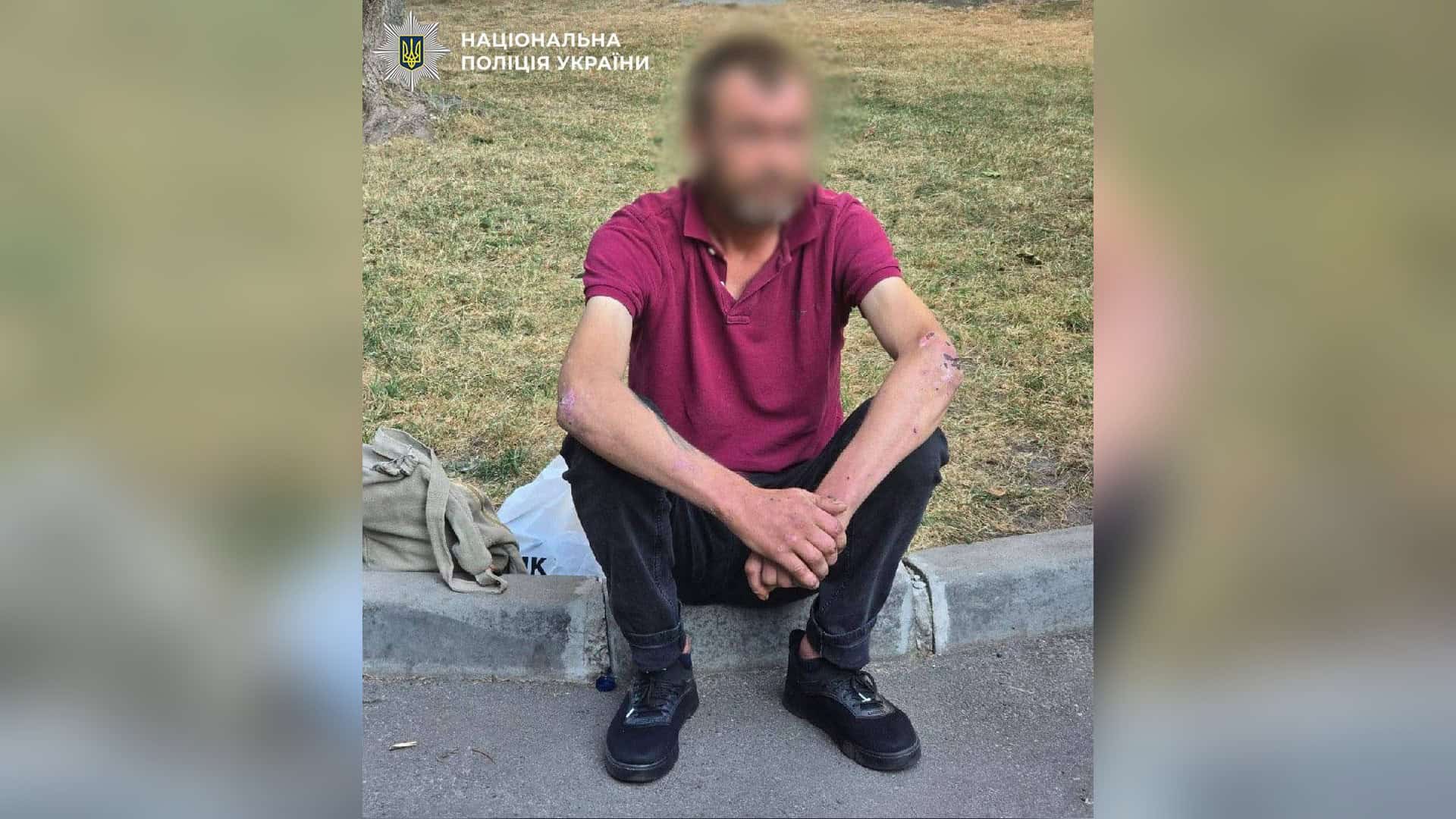 Поліцейські Деснянського району Києва затримали 38-річного чоловіка за підпал мотоцикла Suzuki запальничкою