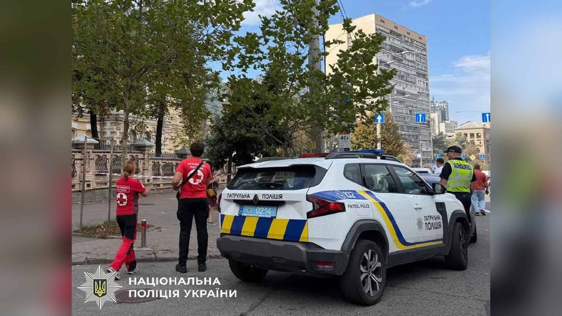 Втрати РФ на 20 лютого: 970 окупантів та 551 дрон за добу Поліція Києва працює на місці ліквідації наслідків атаки БпЛА у Голосіївському районі — троє постраждалих