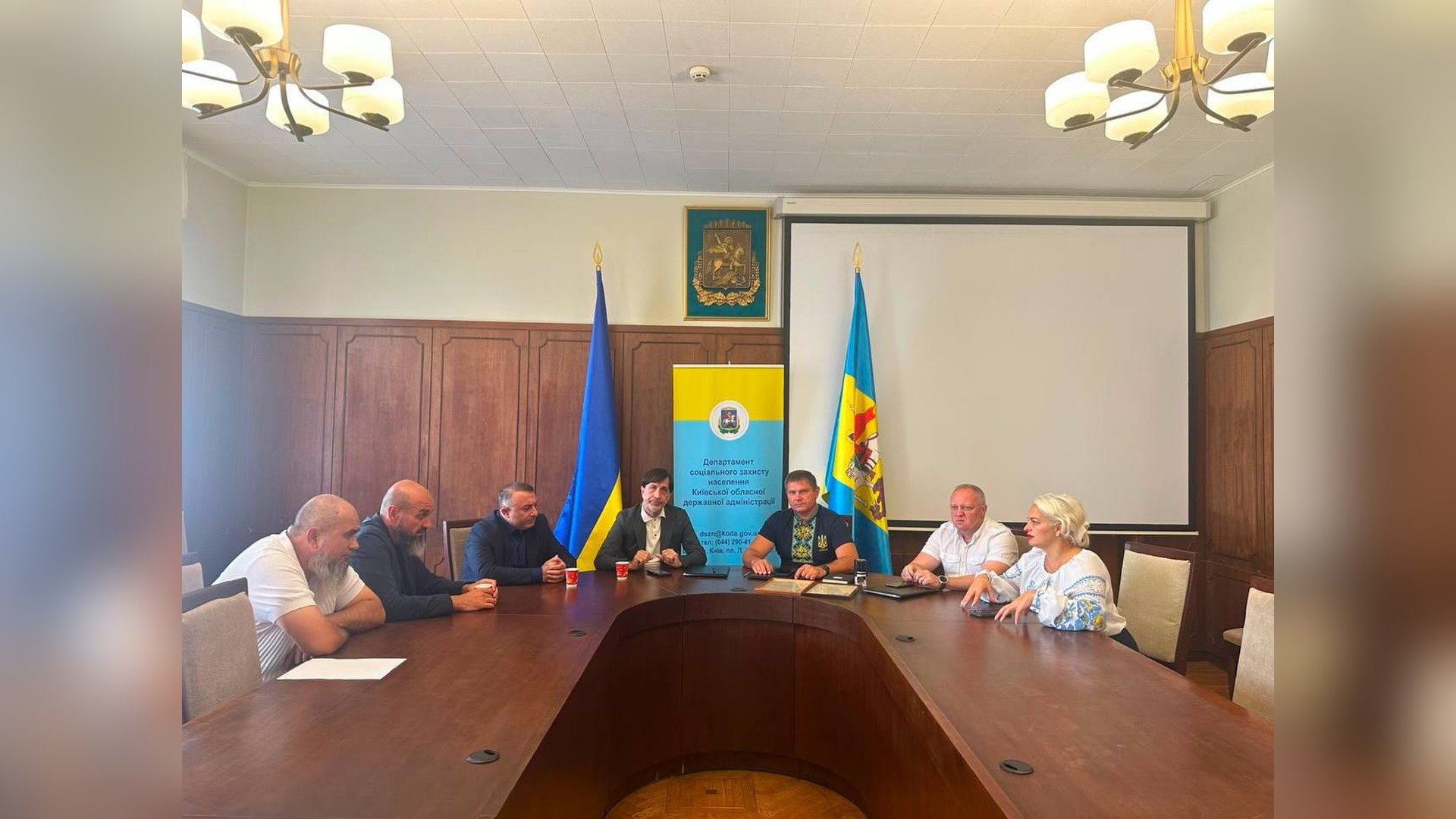 Представники Київської ОДА на зустрічі з міжнародними гуманітарними організаціями WEFA та IHH щодо допомоги Київщині взимку