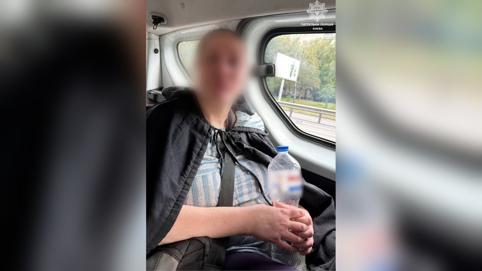 Патрульні поліцейські Києва виявили ймовірні наркотики у двох мешканців — у Святошинському та Солом’янському районах