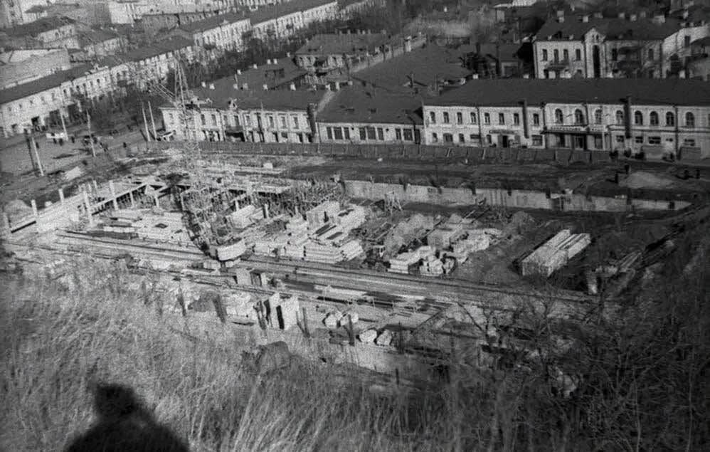 ДІАЗ «Стародавній Київ» показав архівні фото Житнього ринку Архівне фото Житнього ринку