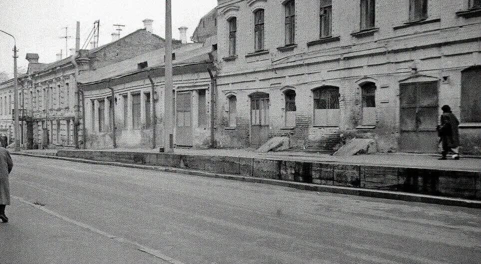 ДІАЗ «Стародавній Київ» показав архівні фото Житнього ринку Архівне фото Житнього ринку