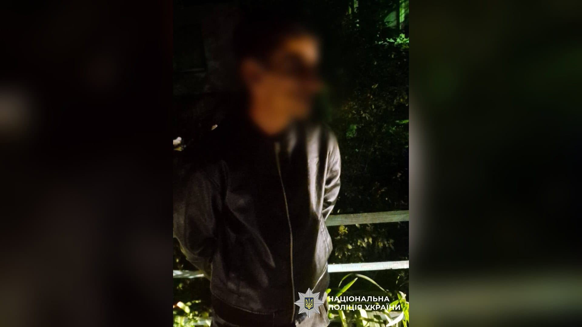 Поліцейські затримали 29-річного рецидивіста за крадіжку рюкзака з 10 тисячами гривень з авто у Солом'янському р-ні Києва