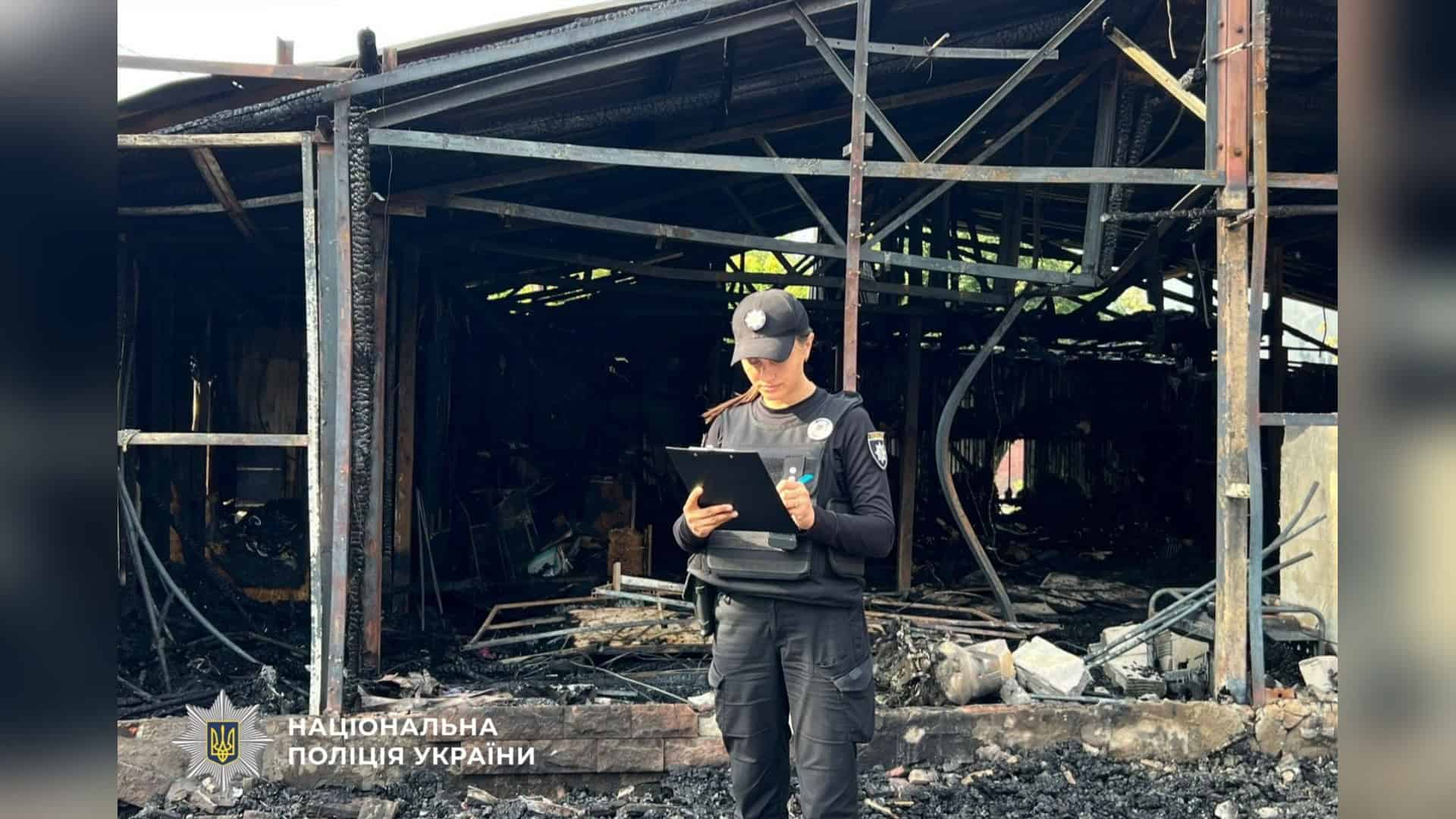 Наслідки атаки російських дронів у Бориспілі та Обухівщині — пошкоджені будинки й автомобілі, є поранені