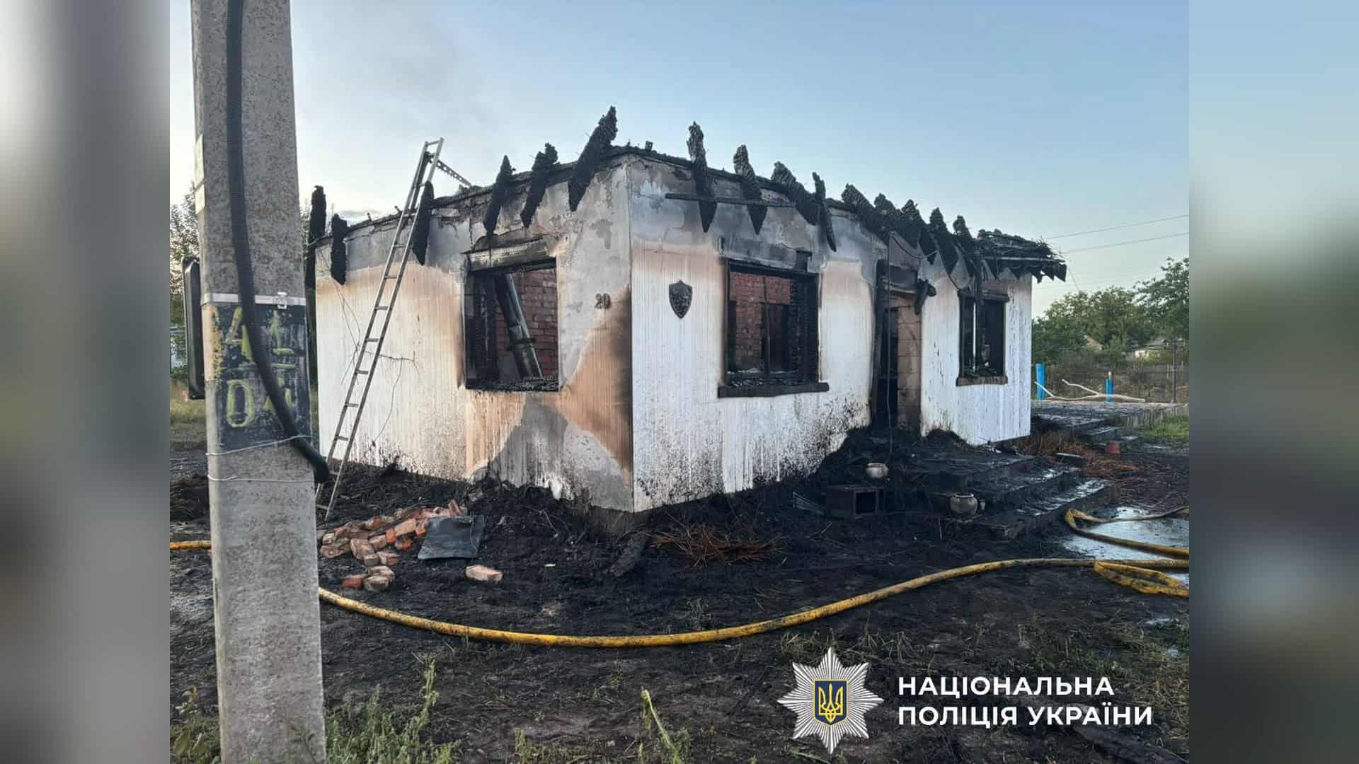 Mitsubishi врізався в дерево біля Мощуна — четверо пасажирів травмовані Пожежа в приватному будинку з лазнею в селі Літочки на Броварщині — двоє людей загинули