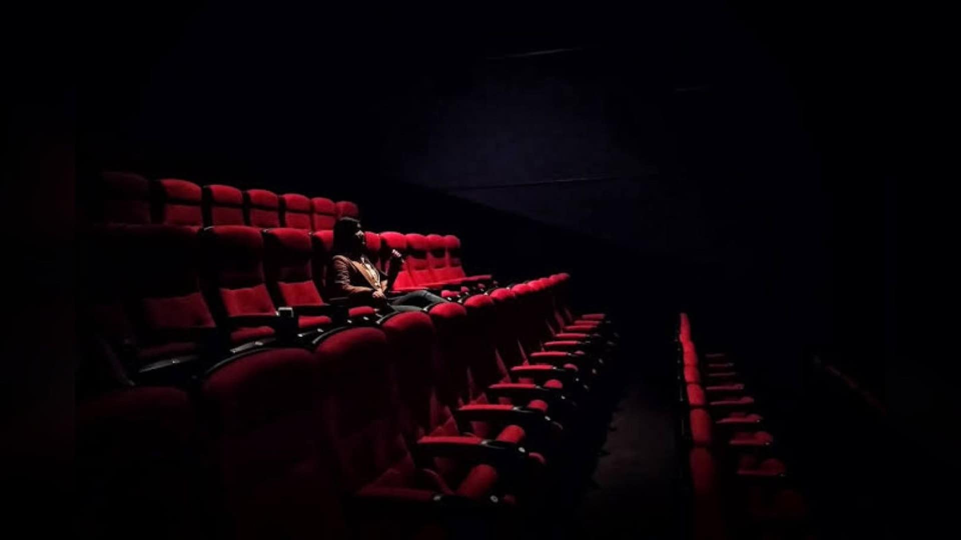 PinchukArtCentre показав роботу Бенксі на форумі YES у Києві Прем'єрний показ альманаху «Українська нова хвиля. На зближення» у Києві — шість короткометражок про війну та людські стосунки