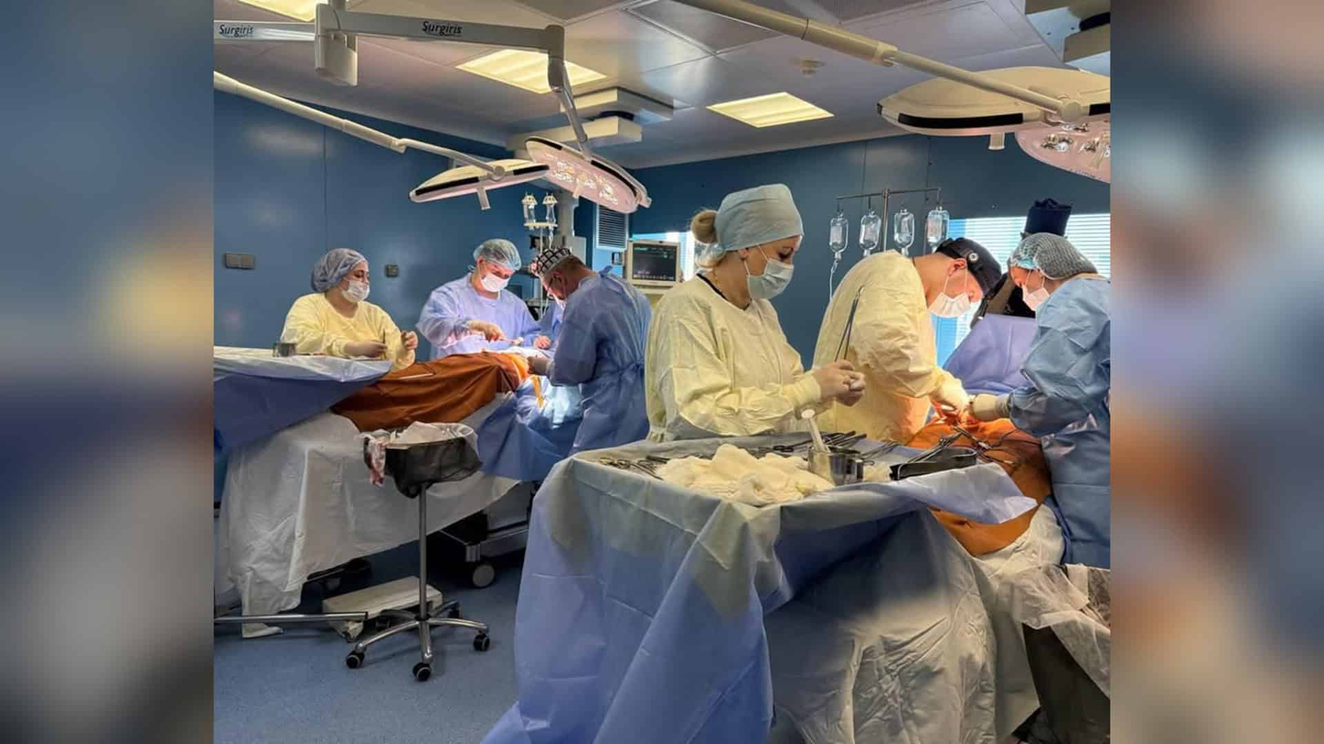 Рада оборони Києва ухвалила рішення, за яким заклади охорони здоров'я столиці продовжать працювати за раніше визначеними протоколами безпеки — без змі