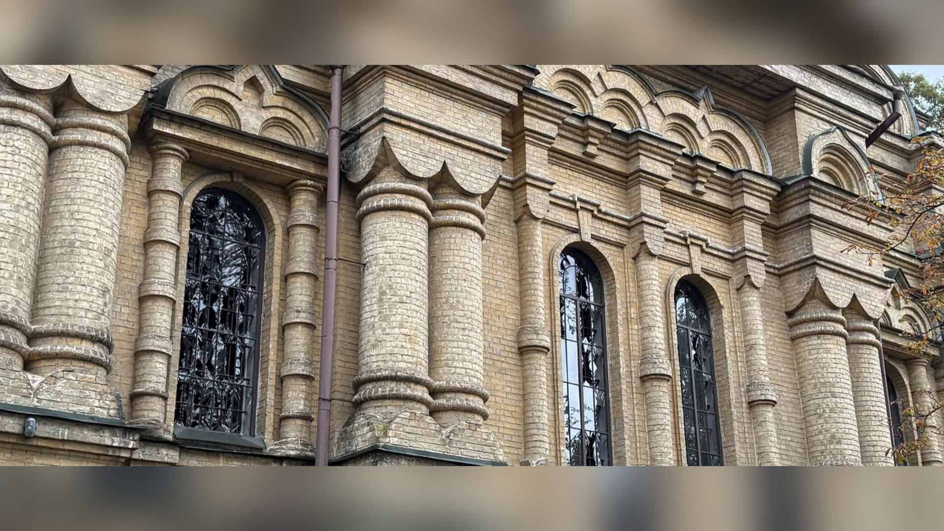Ракета знищила виробництво і склад компанії «Домашній Текстиль» Пошкоджений внаслідок російської атаки 24 вересня Свято-Покровський храм 1906 року на Виноградарі в Києві