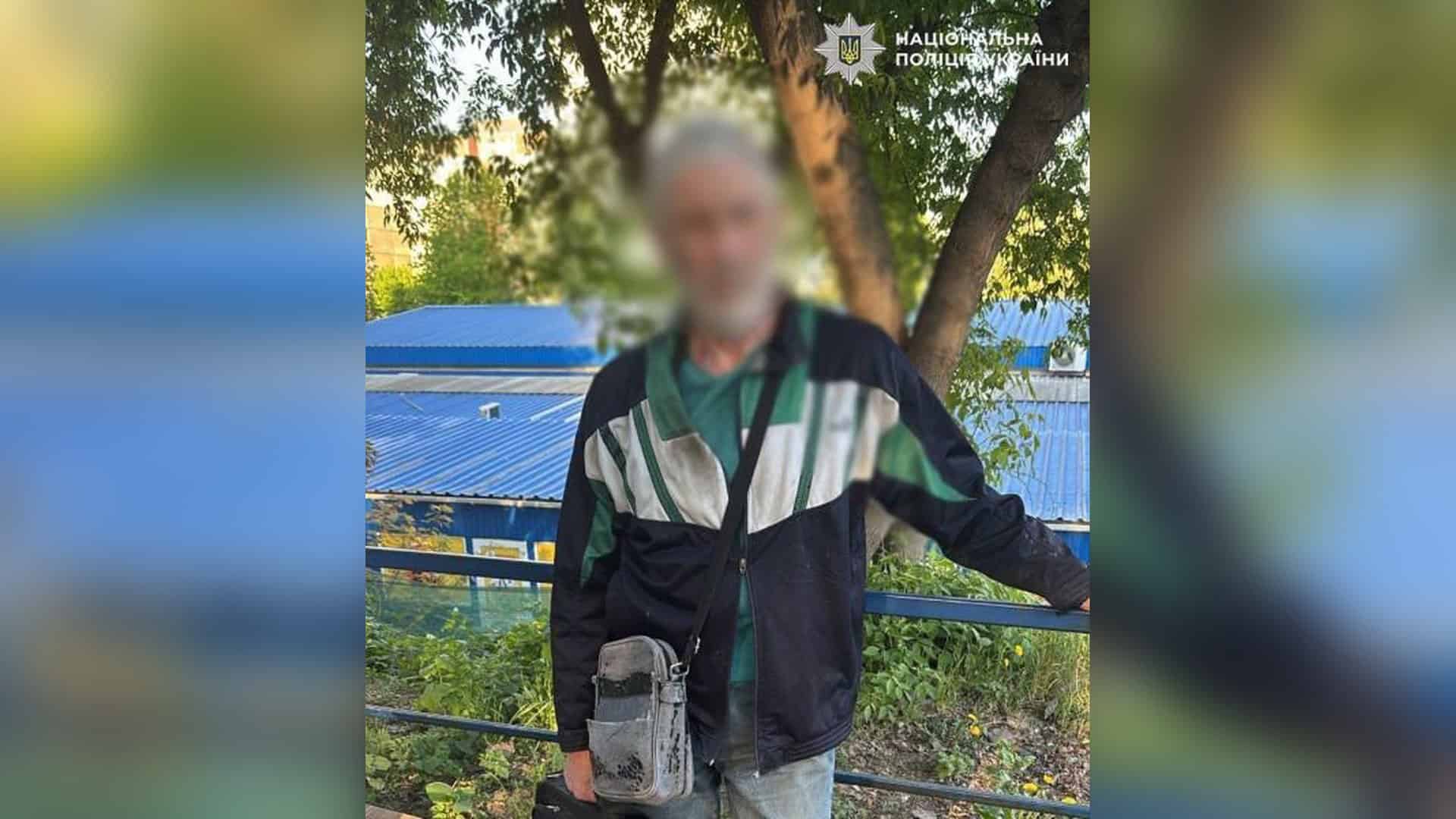 Затримання підозрюваного у розпусних діях щодо 15-річної дівчини у під'їзді в Подільському р-ні Києва